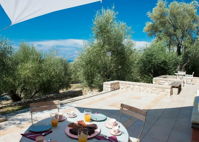 La Casa Rossa Villa *