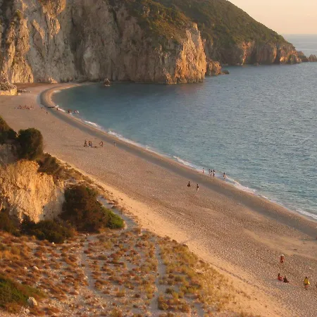 La Casa Rossa Agios Nikitas
