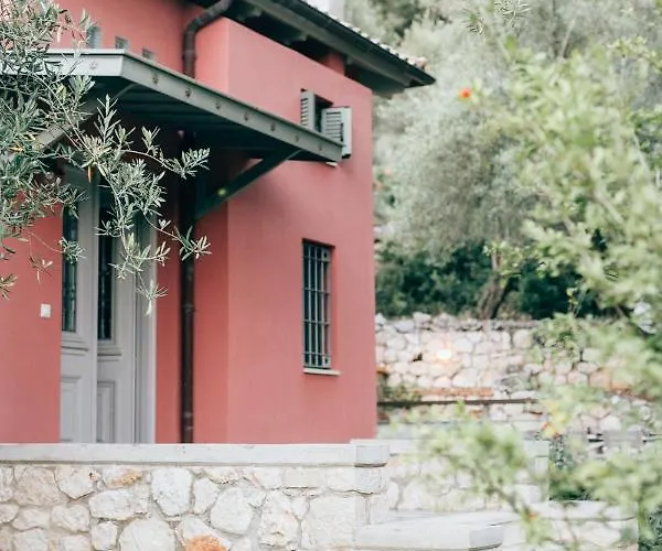 Villa La Casa Rossa Áyios Nikítas